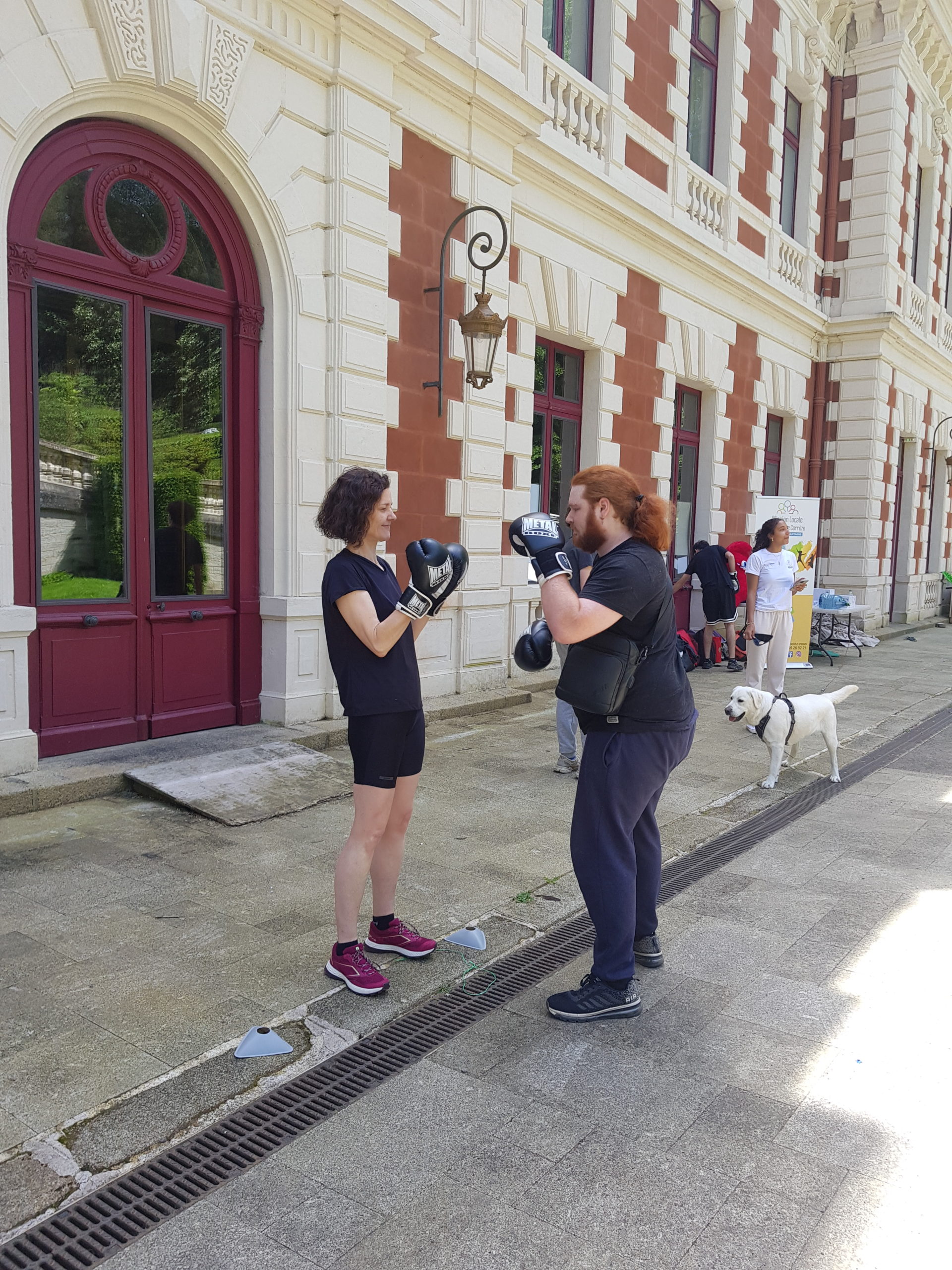 Organiser une manifestation sportive avec des jeunes (16 – 26 ans) et des employeurs présente de nombreux intérêts