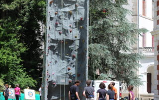 Organiser une manifestation sportive avec des jeunes (16 – 26 ans) et des employeurs présente de nombreux intérêts